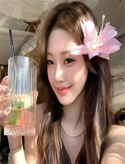 喜剧片文化解读：《超能虎王》的叙事结构与视觉语言 ——深入探索喜剧片的艺术世界